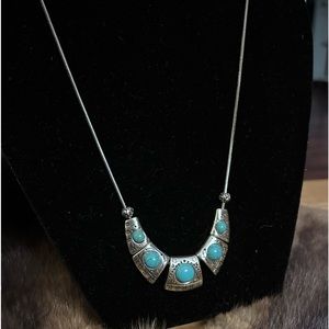 🐝 STERLING SILVER TURQUOISE NECKLACE
